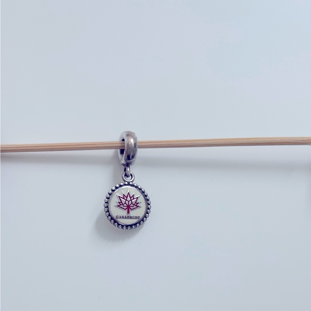 Pandora Canada limited edition Canada 150 dangling charm.